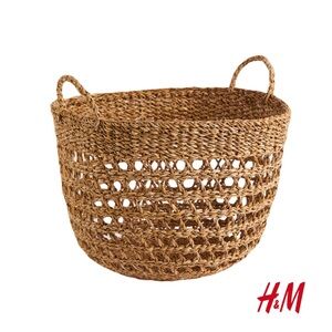 H&M HOME Large Braided Seagrass basket